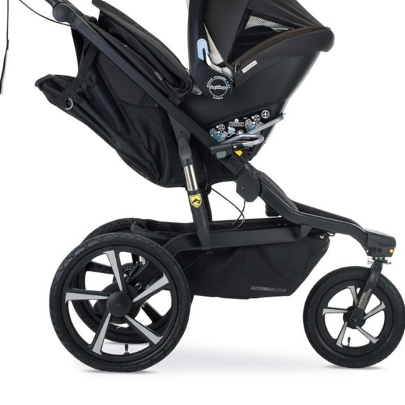 Infant Car Seat Adaptor Peg Perego- Single BOB Stroller - Picture 7 of 7